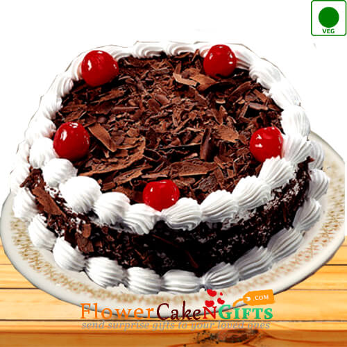 Half Kg Eggless Black Forest Cake 